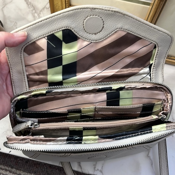 Tiganello Leather Crossbody Grey Zip Top Graphic Satin Lining Vintage SO CUTE - Picture 14 of 15